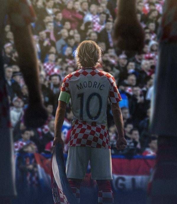 九游官网登录-蒂姆连续七场比赛得分超过表现优异，曼联不断突破！赛场气氛高涨的简单介绍